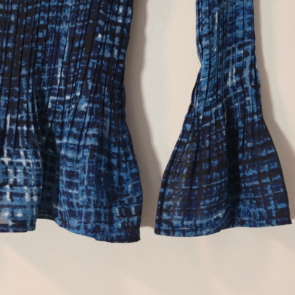 Addition Elle Sz 16 Abstract Button-Up Blouse Pleated Flared Sleeves Royal Blue - Picture 7 of 16